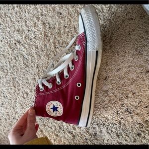 High top Maroon converse